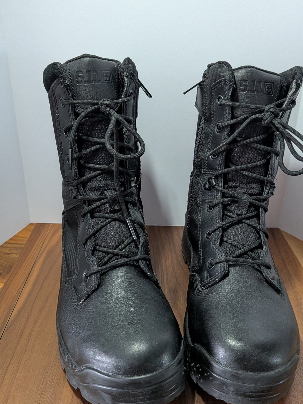 5.11 Tactical Men's Black ATAC 2.0 Tactical Boots, Side zip, Size 9, Like New